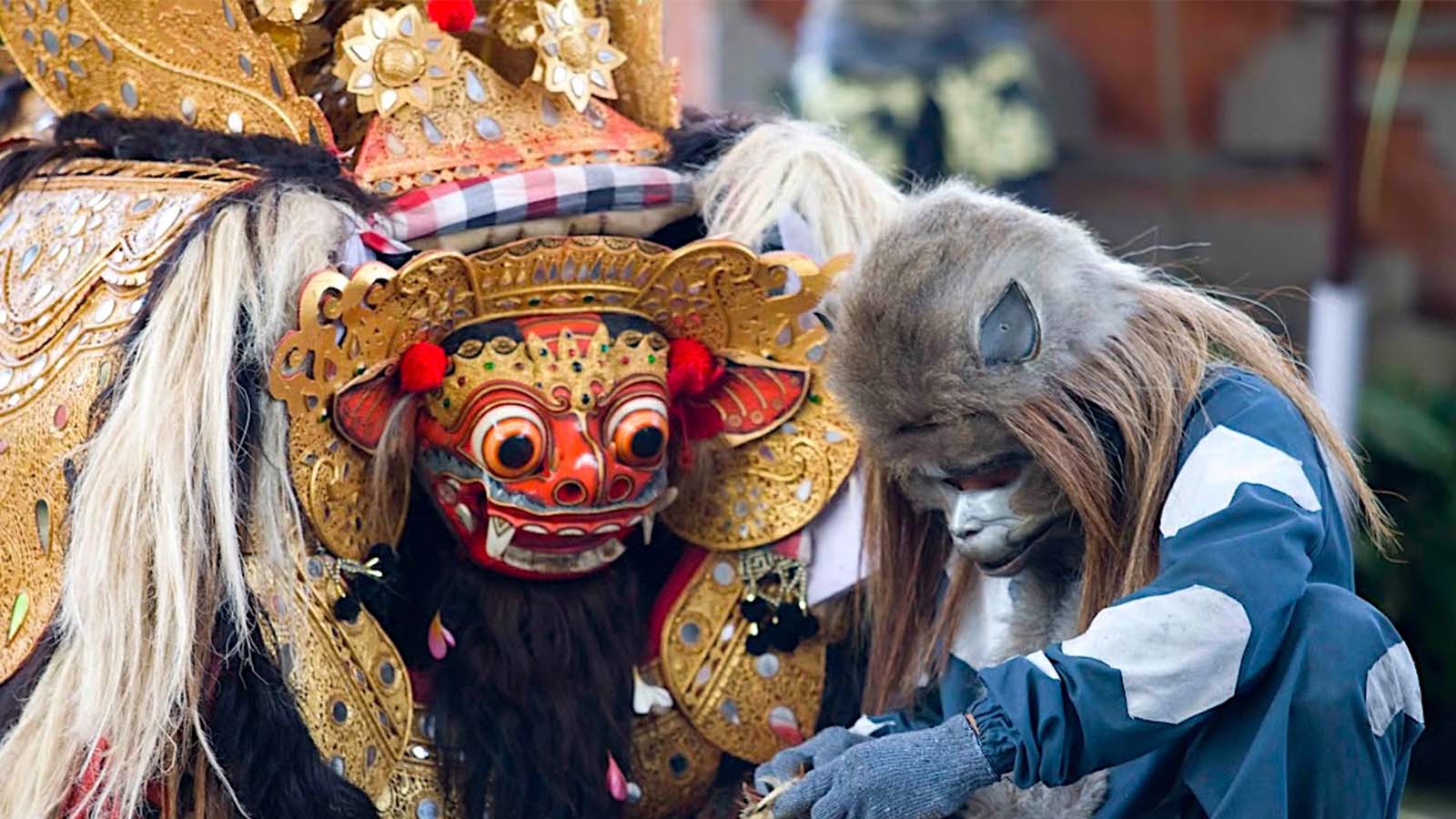 barong-dance6-1600x900